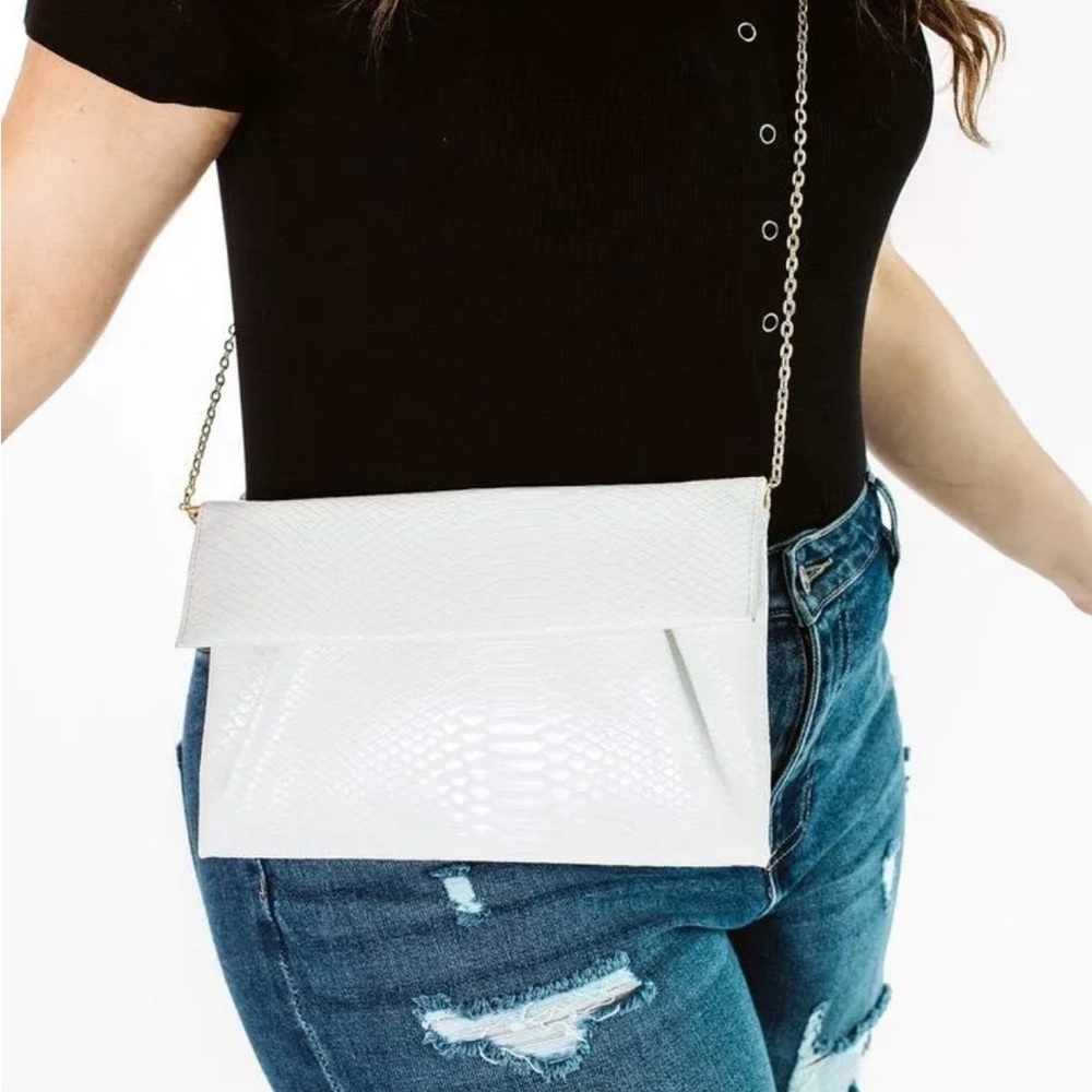 Glitzy Girlz Elegant Off White Clutch/Crossbody